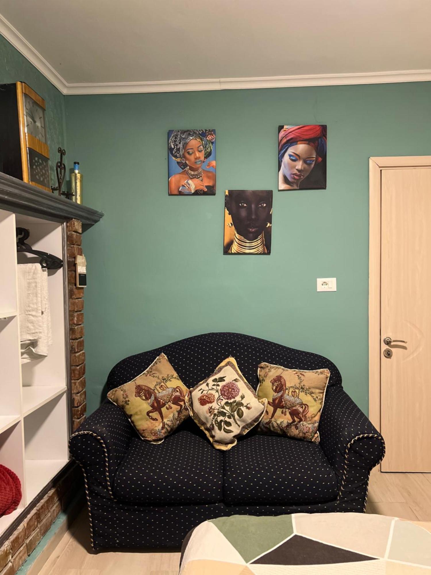 Central Cozy Apartment Old Train Station تيرانا المظهر الخارجي الصورة