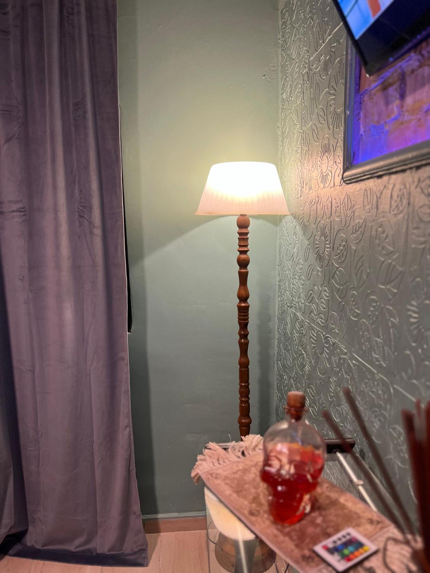 Central Cozy Apartment Old Train Station تيرانا المظهر الخارجي الصورة